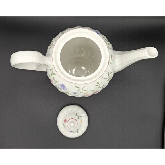 Johnson Brothers 'Summer Chintz' Vintage 1980s Floral Tea Coffee Pot with Lid - Picture 6 of 16